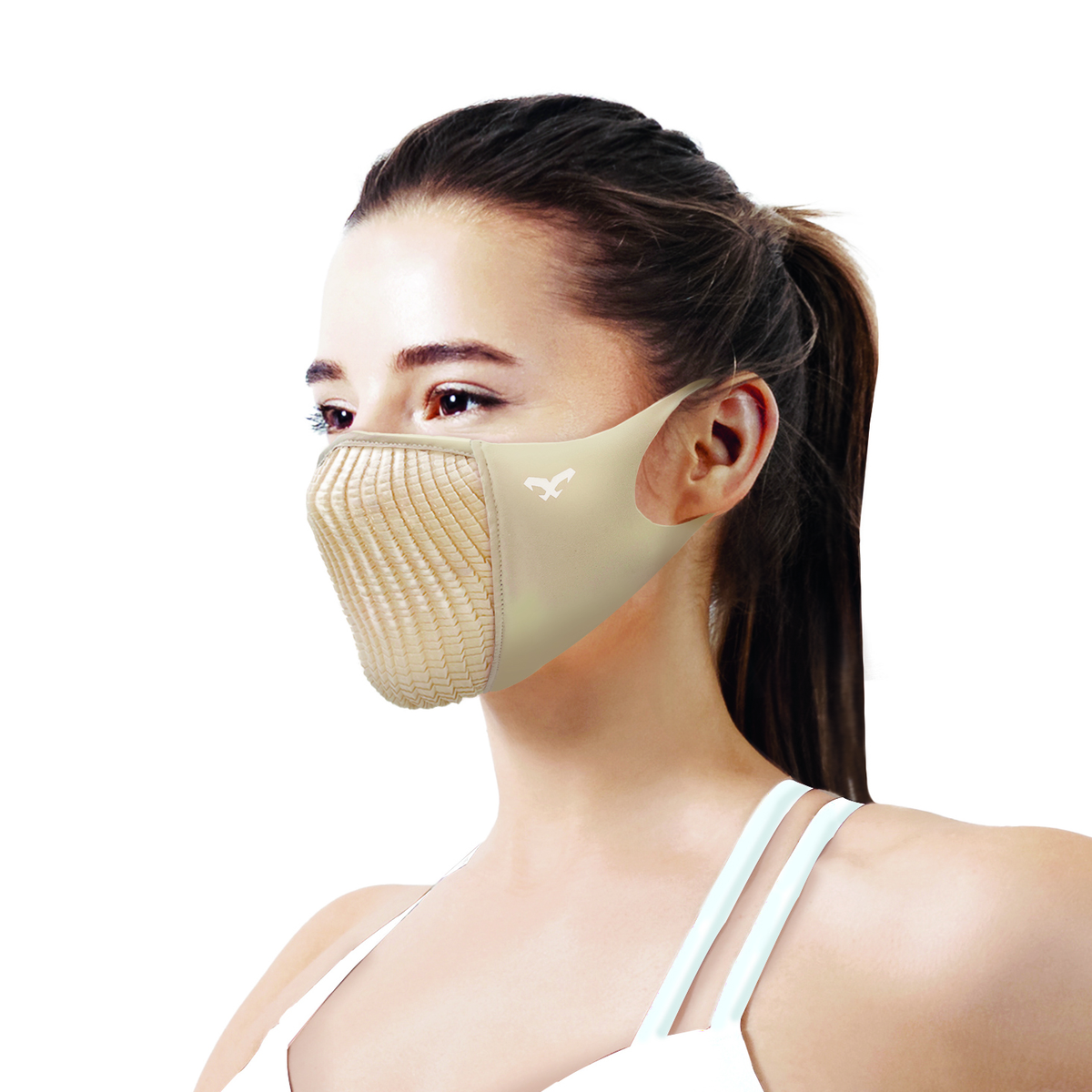 NAROO N0U Lite beige face cover worn by a woman