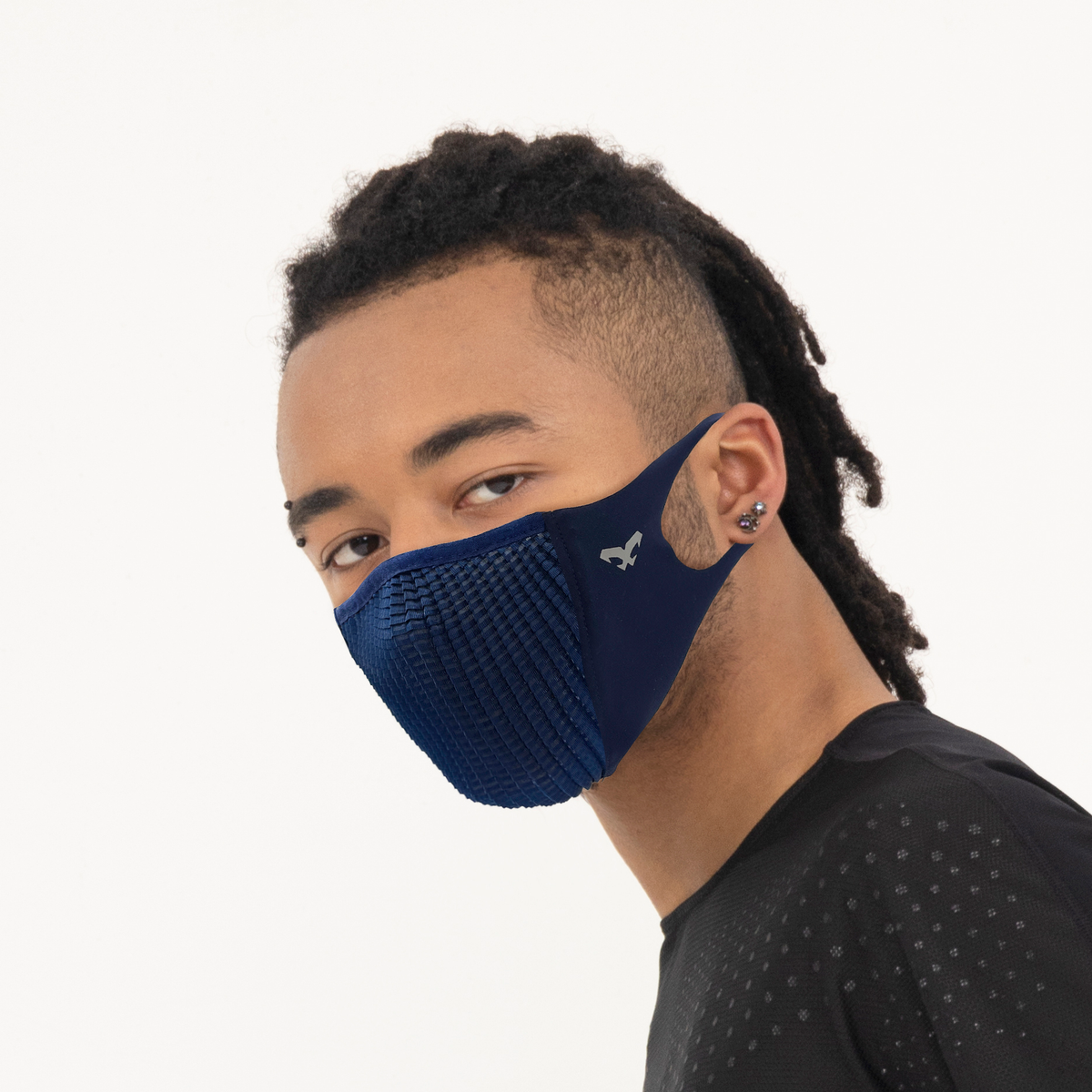 NAROO N0U Lite navy face cover worn by a man