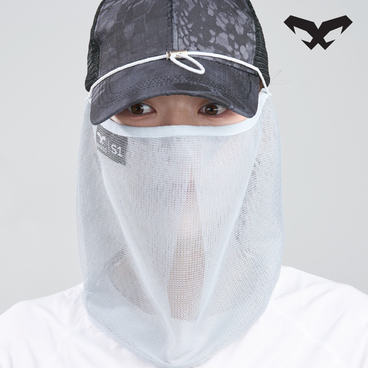 NAROO S1 light gray sun cover worn with a cap, front view